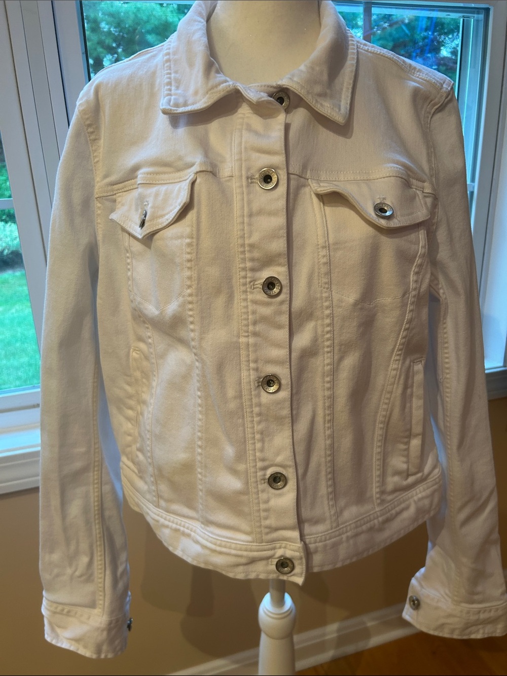Vineyard Vines White Denim Jacket - Women's Jean Jacket
